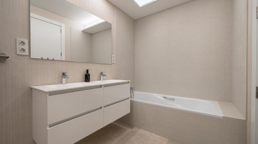 Piso exterior en la calle Quintana