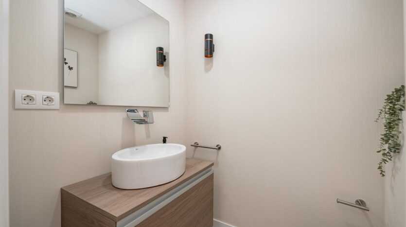 Piso exterior en la calle Quintana